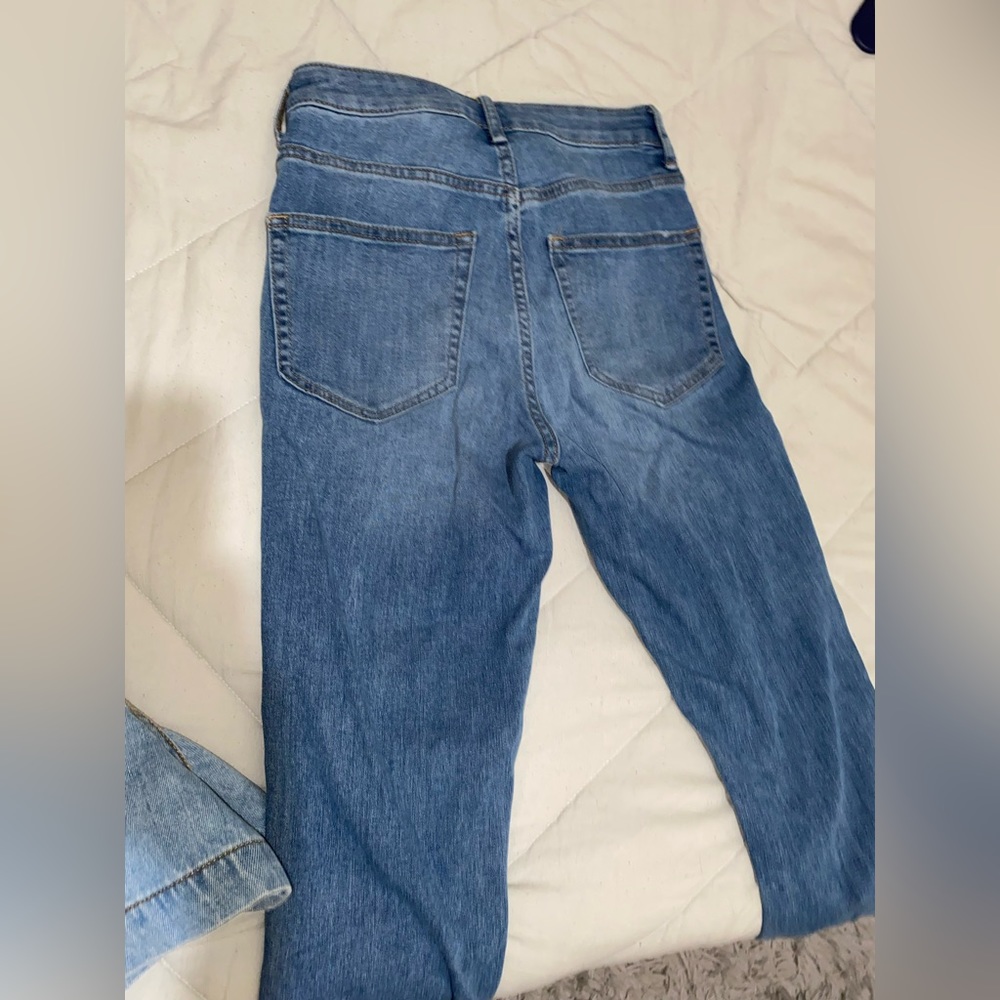 High waisted skinny jeans